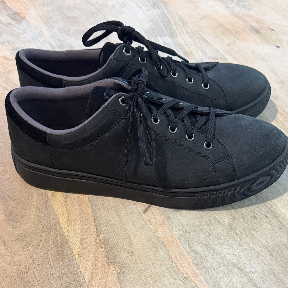 Ugg Suede Sneakers Size 11